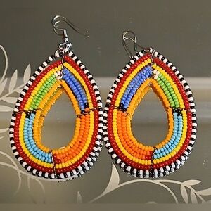 🪶 Tribal hand, Beaded hook earrings ✨️